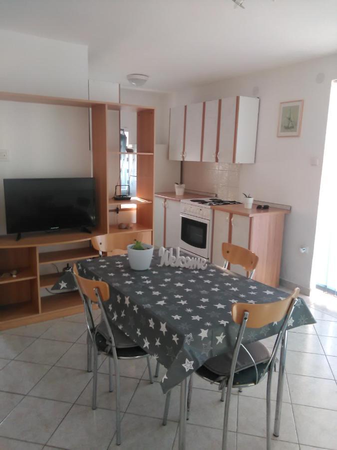 Apartmani Maja Паг Екстер'єр фото